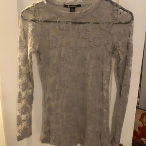 Long sleeve lace top 💕